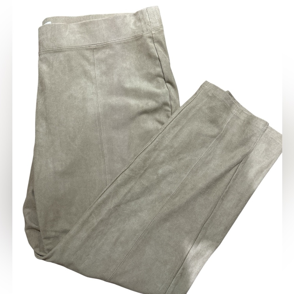 Chico's beige faux suede pull on pant. Style is the Trisha. Size Chicos 3 xl/16 - Picture 4 of 9